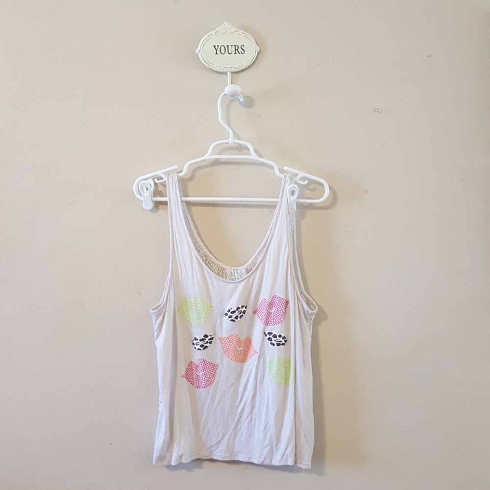 *** SOLD *** Super Cute Tank Top